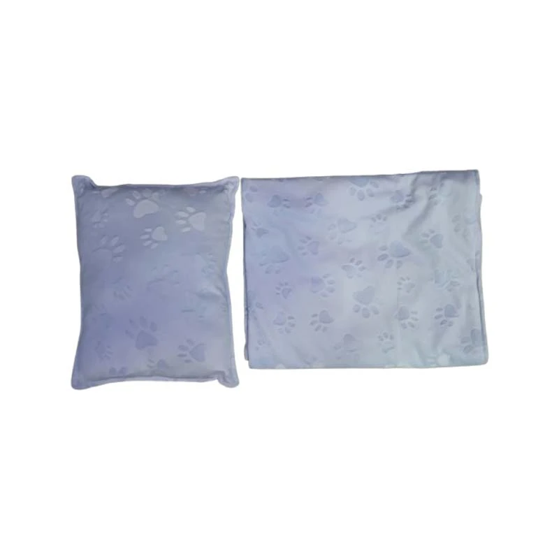 Praktisch and Gut 3D Paw Dog Blanket