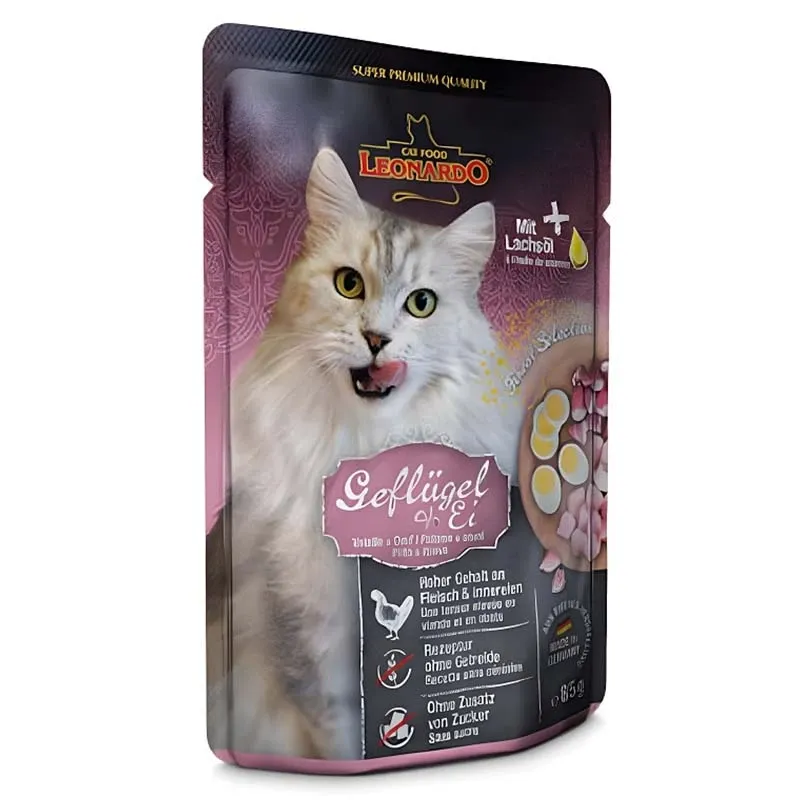 Leonardo Pouch with Poultry Eggs for Adult Cats
