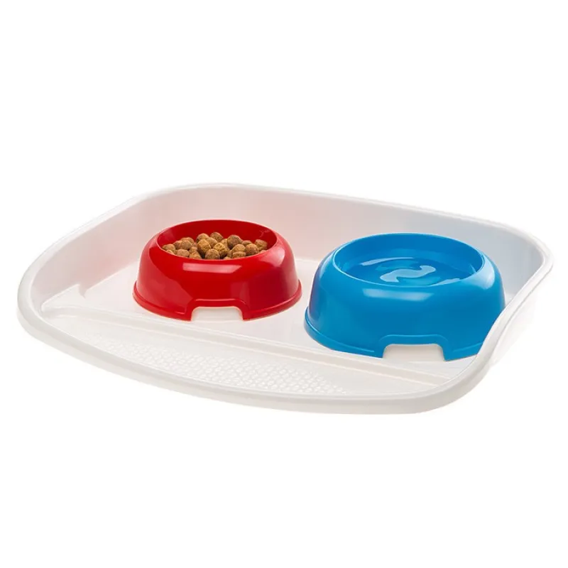 dog and cat bowls with lindo -plastic tray